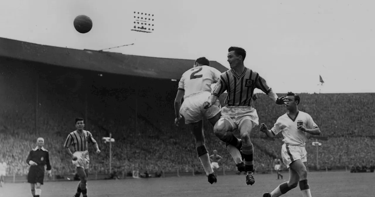 Peter McParland obituary: Last surviving member of the Northern Ireland 1958 World Cup Finals team