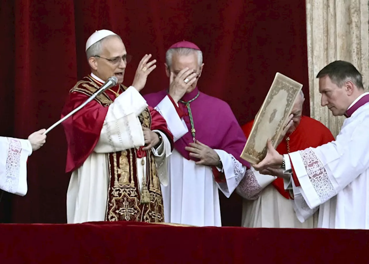 Marcos, world leaders cheer for 1st US pontiff