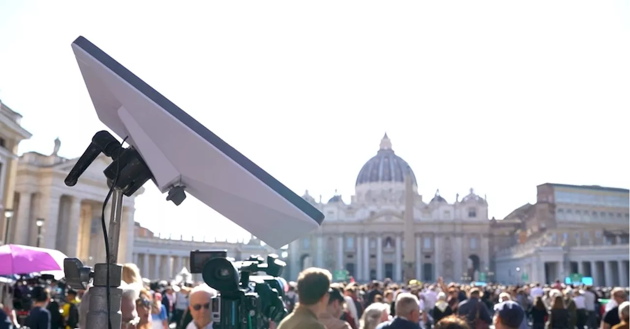 L’elezione di Papa Leone XIV va in onda grazie alle antenne satellitari di Starlink