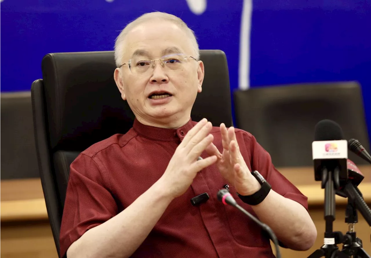 Stop the blame game, focus on Ops Gasak enforcement issue, Dr Wee tells ministry