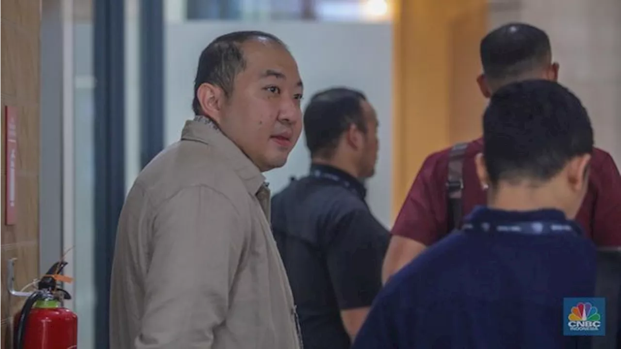 Jadi Tersangka & Dicekal ke Luar Negeri, Bos Sritex Diperiksa Kejagung