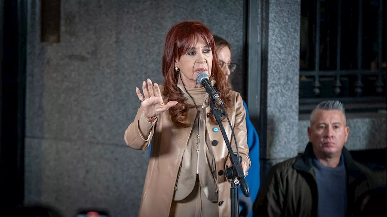Cristina Kirchner tiene cinco días hábiles para presentarse en Comodoro Py y quedar presa