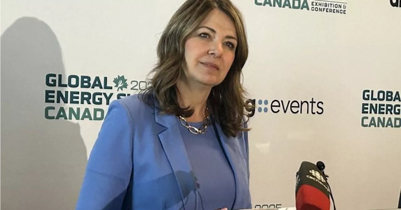 Premier Danielle Smith says Alberta looking to entice private-sector pipeline builder