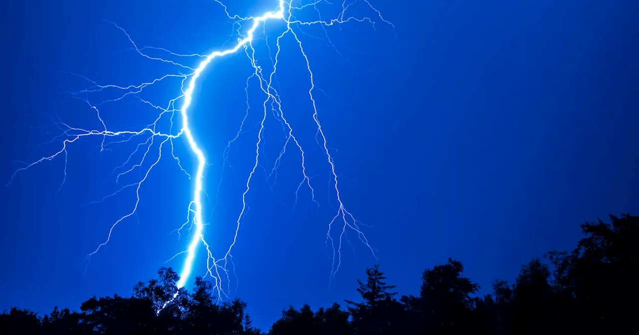 Ireland weather: Met Éireann issues thunderstorm warnings with flash flooding and lightning damage possible