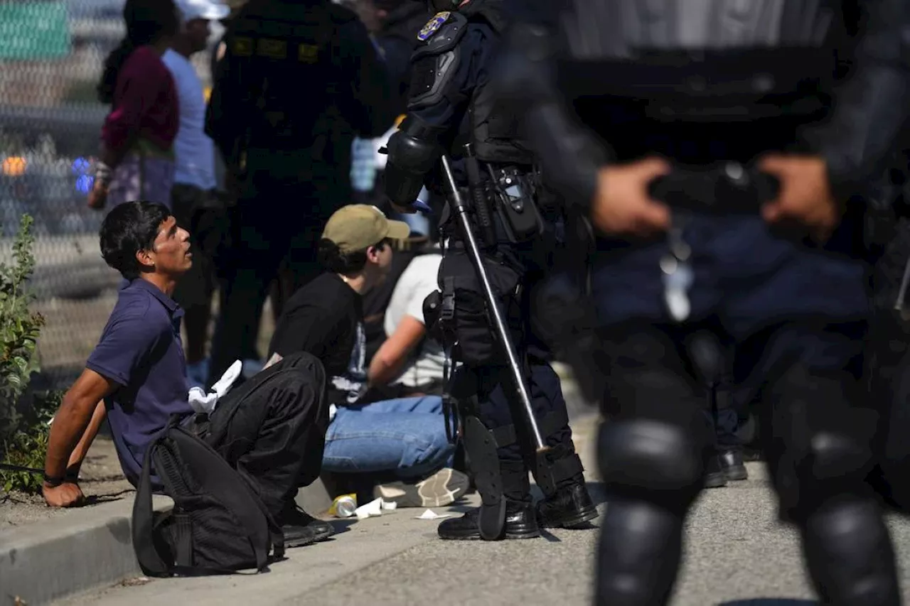 'Mass arrests' in LA during curfew