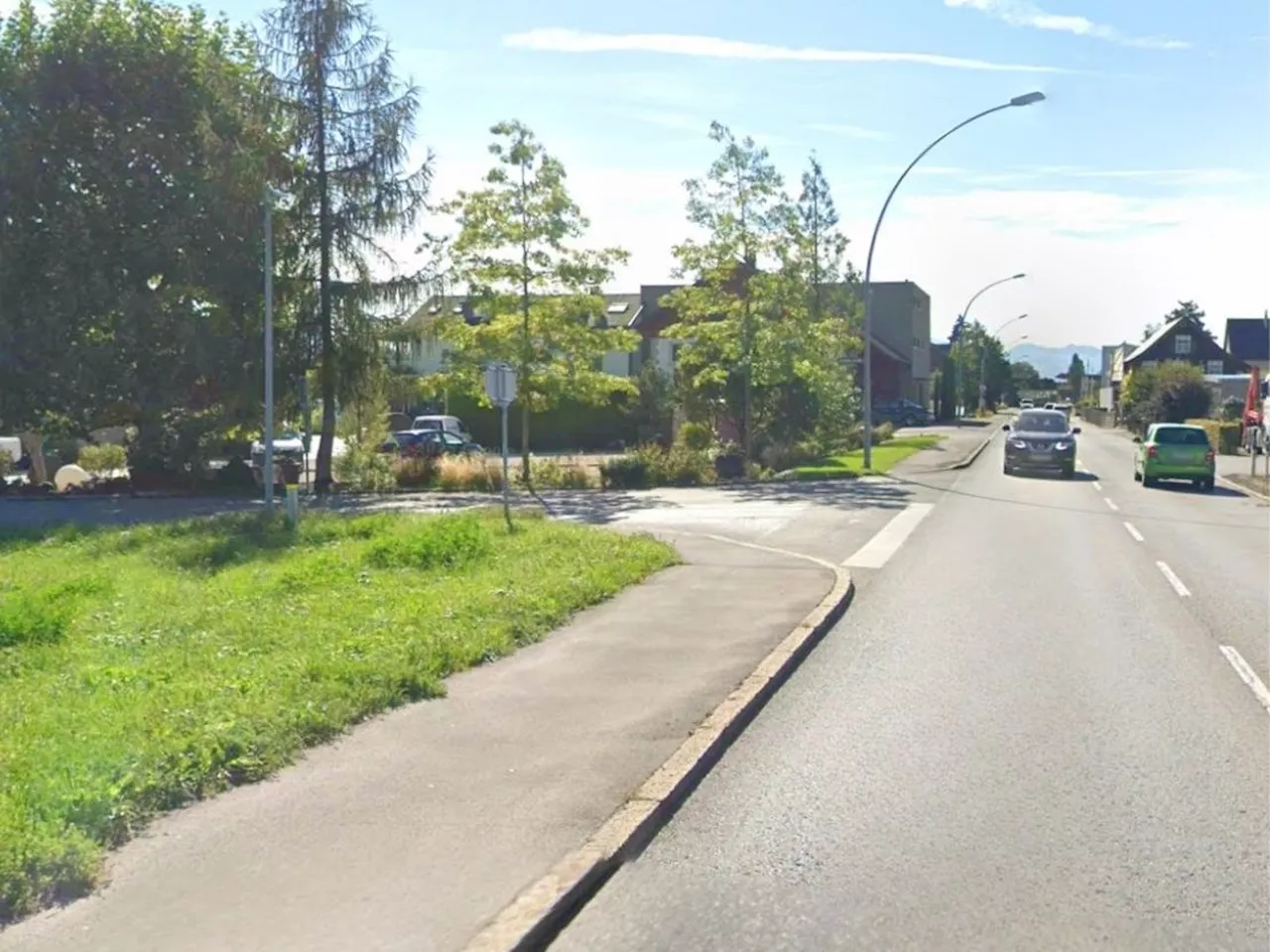 39-Jährige bei Unfall in Lauterach verletzt: Polizei ermittelt nach Fahrerflucht