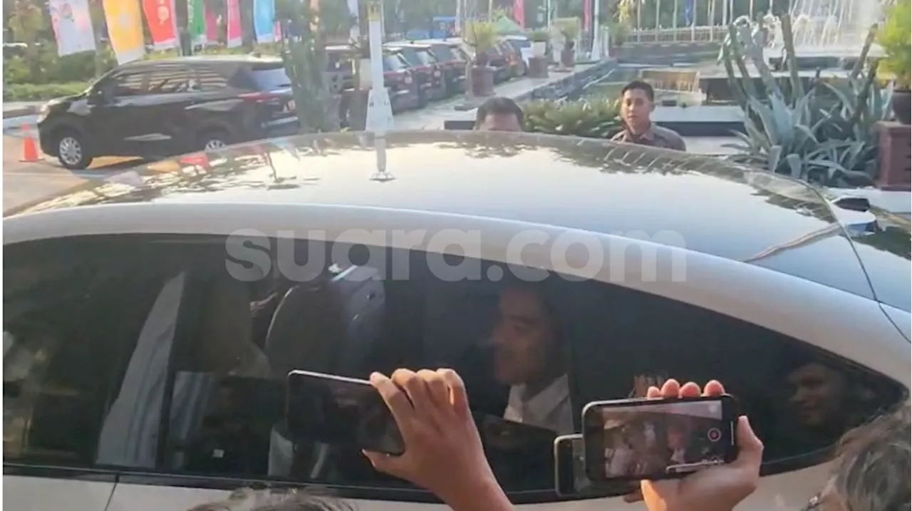 Setelah BMW, Kini Kaesang Muncul dari Balik Pintu Mobil Listrik Hyptec HT