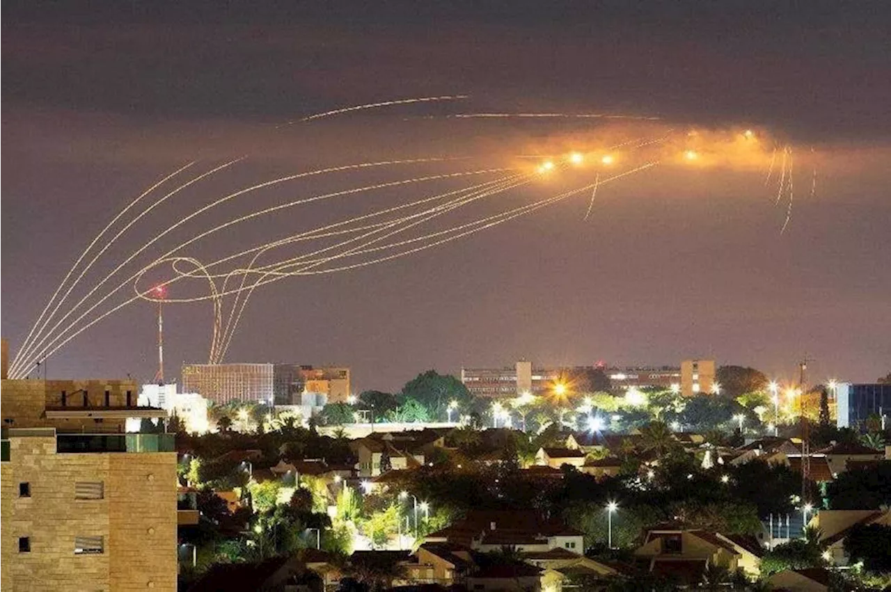 Iran retaliates, fires dozens of missiles at Tel Aviv