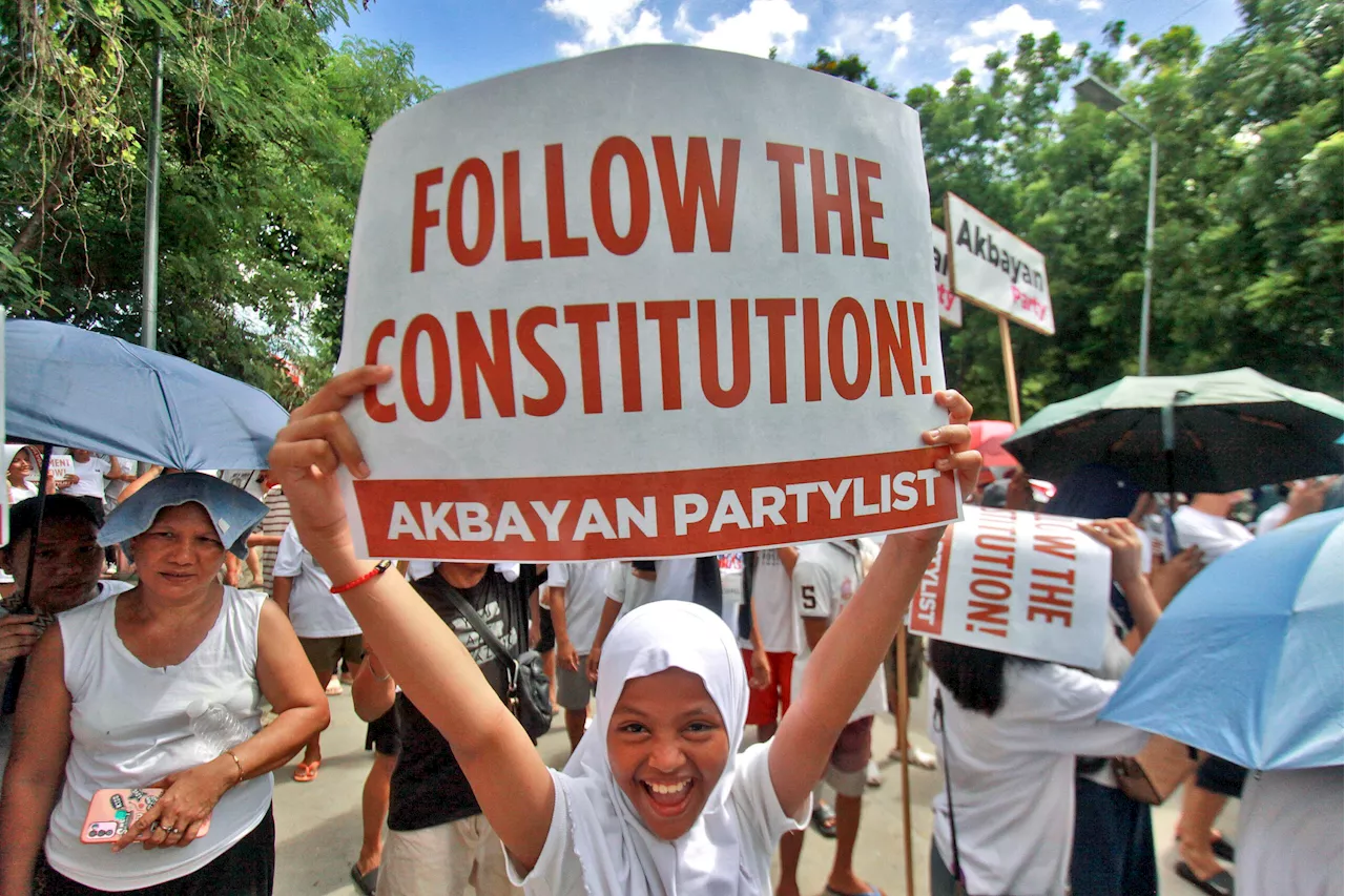 How did gov’t counter Sara’s claim that impeachment is unconstitutional?