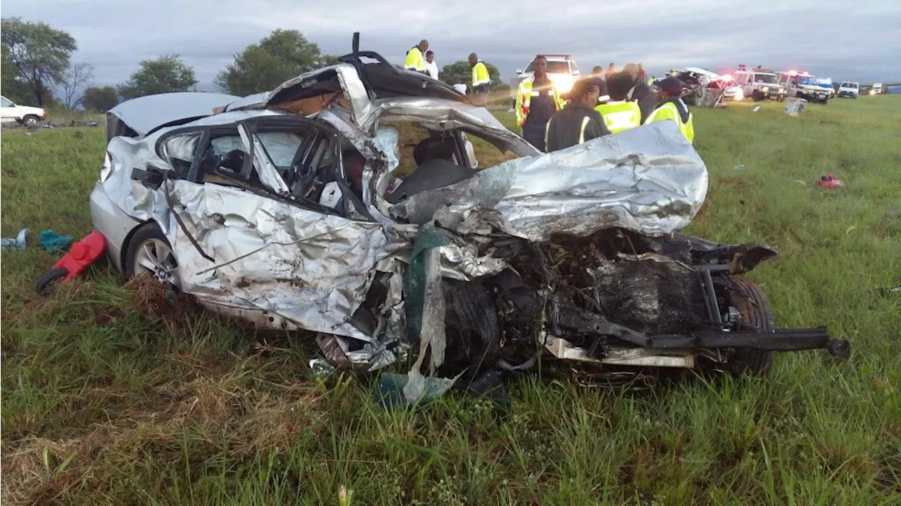 Multiple vehicle crash in Mpumalanga claims five lives - SABC News - Breaking news, special reports, world,