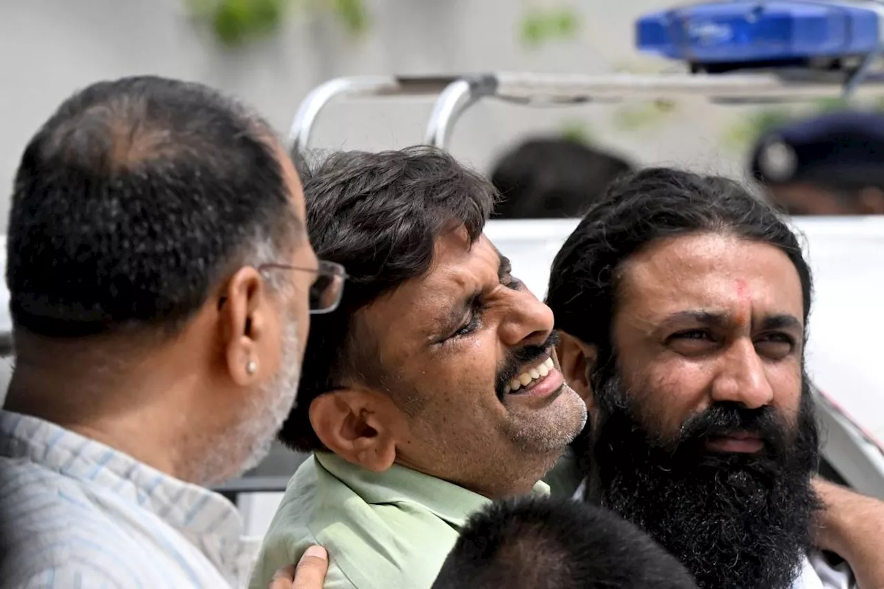 Relatives hold funerals for Air India victims