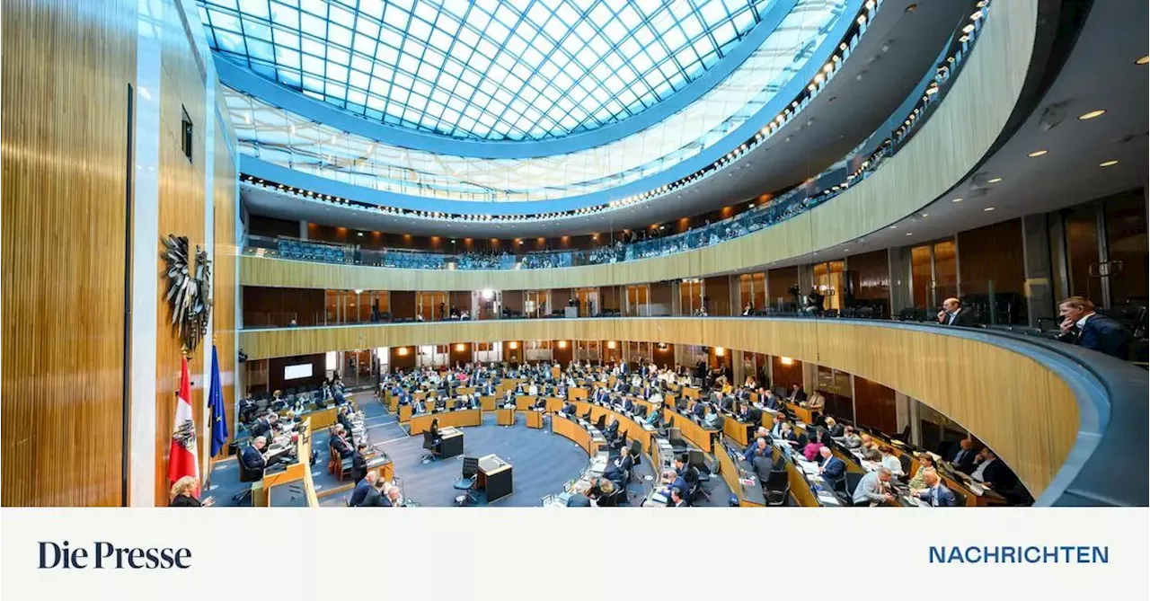 Pink-grüne Aufregung um Belakowitsch und Rosenkranz an Tag zwei im Parlament
