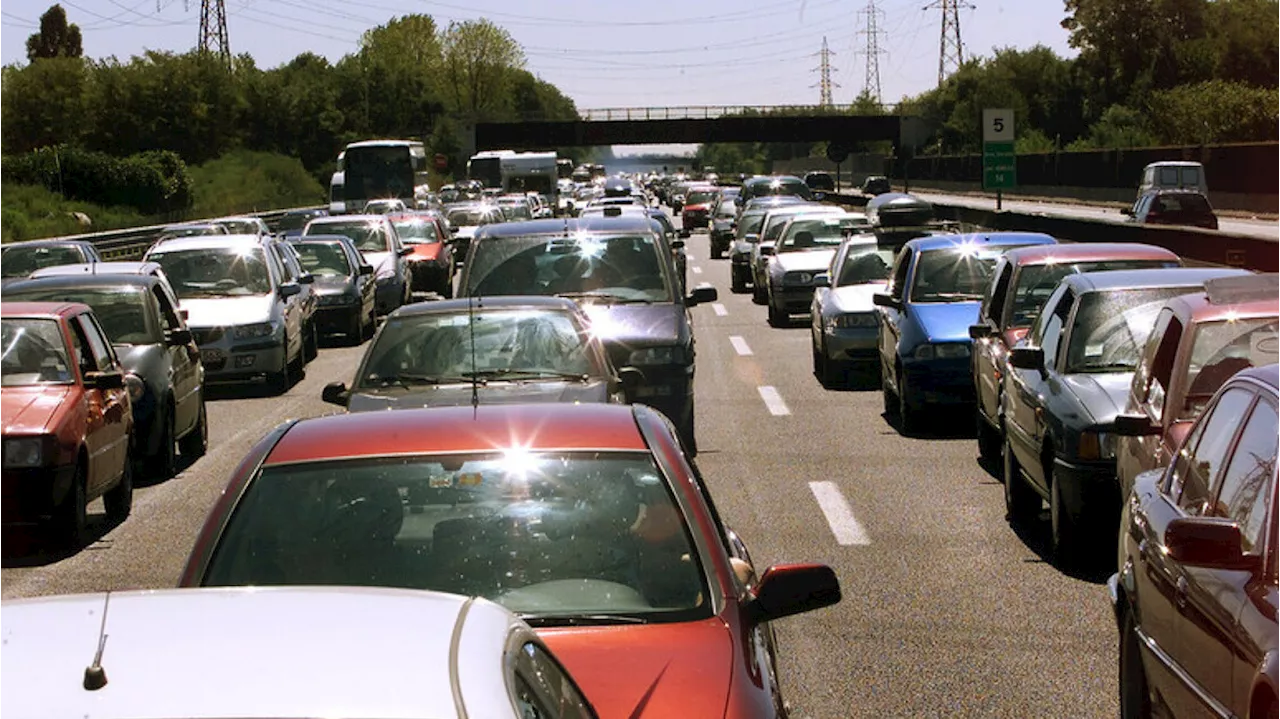 Viaggi in auto, i consigli per affrontare il caldo