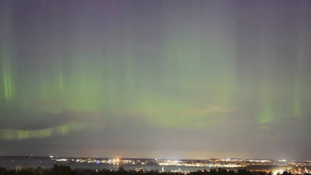 One Tech Tip: How to use your smartphone to photograph the Northern Lights