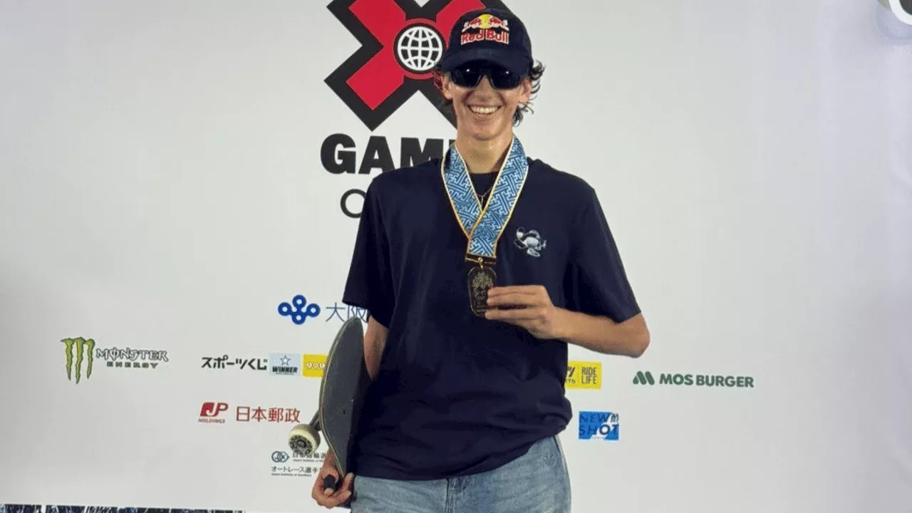Gui Khury fatura dois ouros em Osaka e faz história no skate