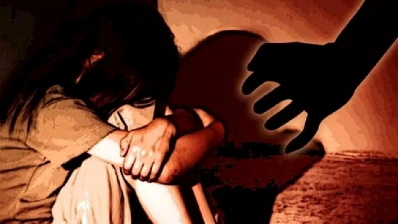 बिन मां-बाप की बच्ची संग बेरहमी, मोबाइल चोरी के शक में गरम चिमटे से दागा, मौसी ने दिया साथ