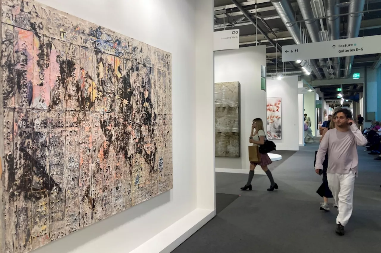 Why the ultra-rich are buying less art — and what it means for the market in 2025
