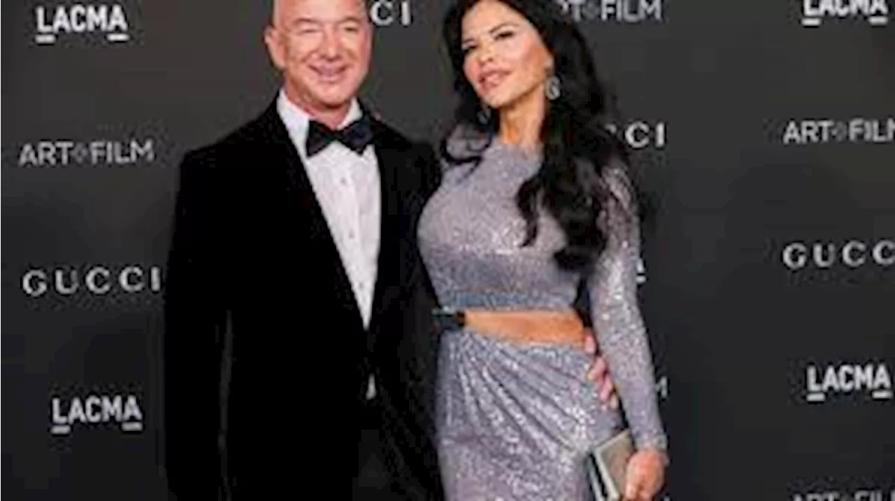The billionaire and the TV anchor: Bezos, Sanchez's whirlwind romance