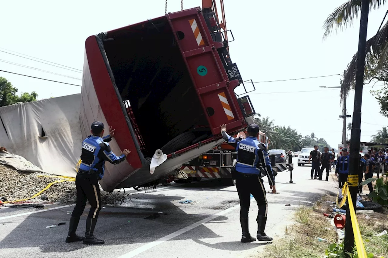 Arrest warrant issued for lorry company owner linked to crash that killed nine FRU officers