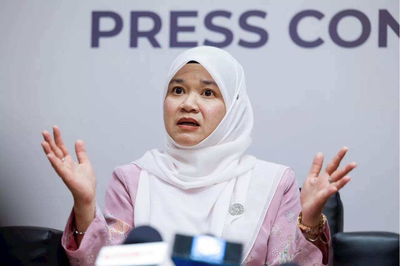 Only 10A+, solid A SPM students get automatic matriculation offers, says Fadhlina