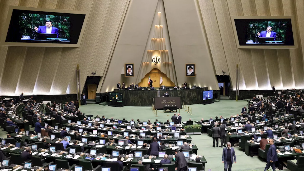L'Iran sospende la cooperazione con Aiea