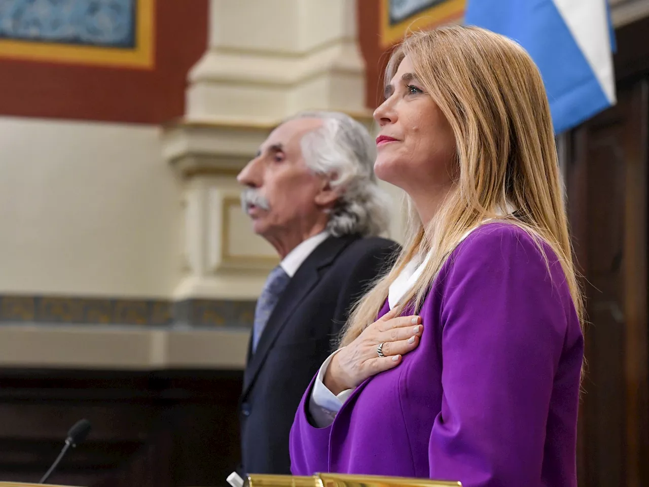 Fuertes críticas a la reelección indefinida en el Senado bonaerense: 'Atornillados a sus sillas'