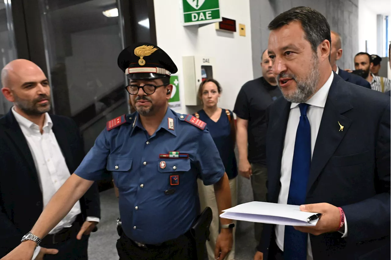 Salvini al processo Saviano: i post offensivi, da ministro e da cittadino