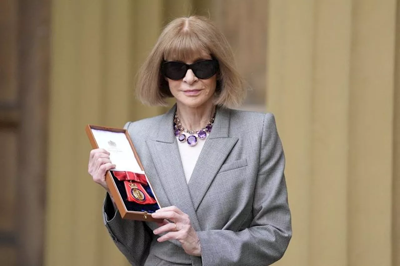 Anna Wintour steps down as US Vogue editor after nearly 40 years