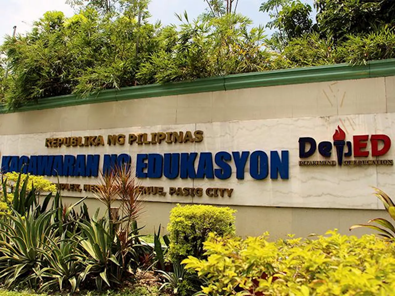 DepEd vows accountability, clean hiring, no ‘pay-for-position’