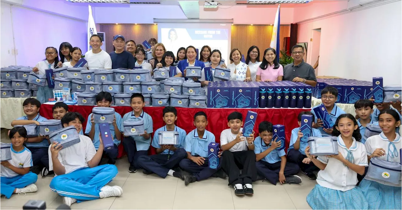 Makati students get hygiene kits