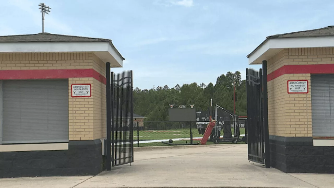 Baldwin County schools to implement metal detectors and clear bag policy for sports events