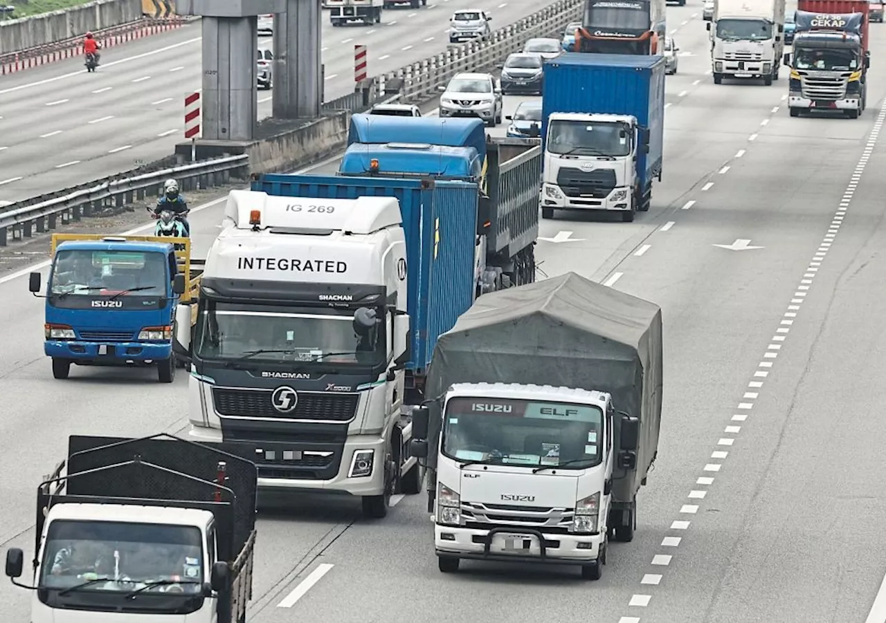 Fines must be settled, Loke tells heavy vehicle operators
