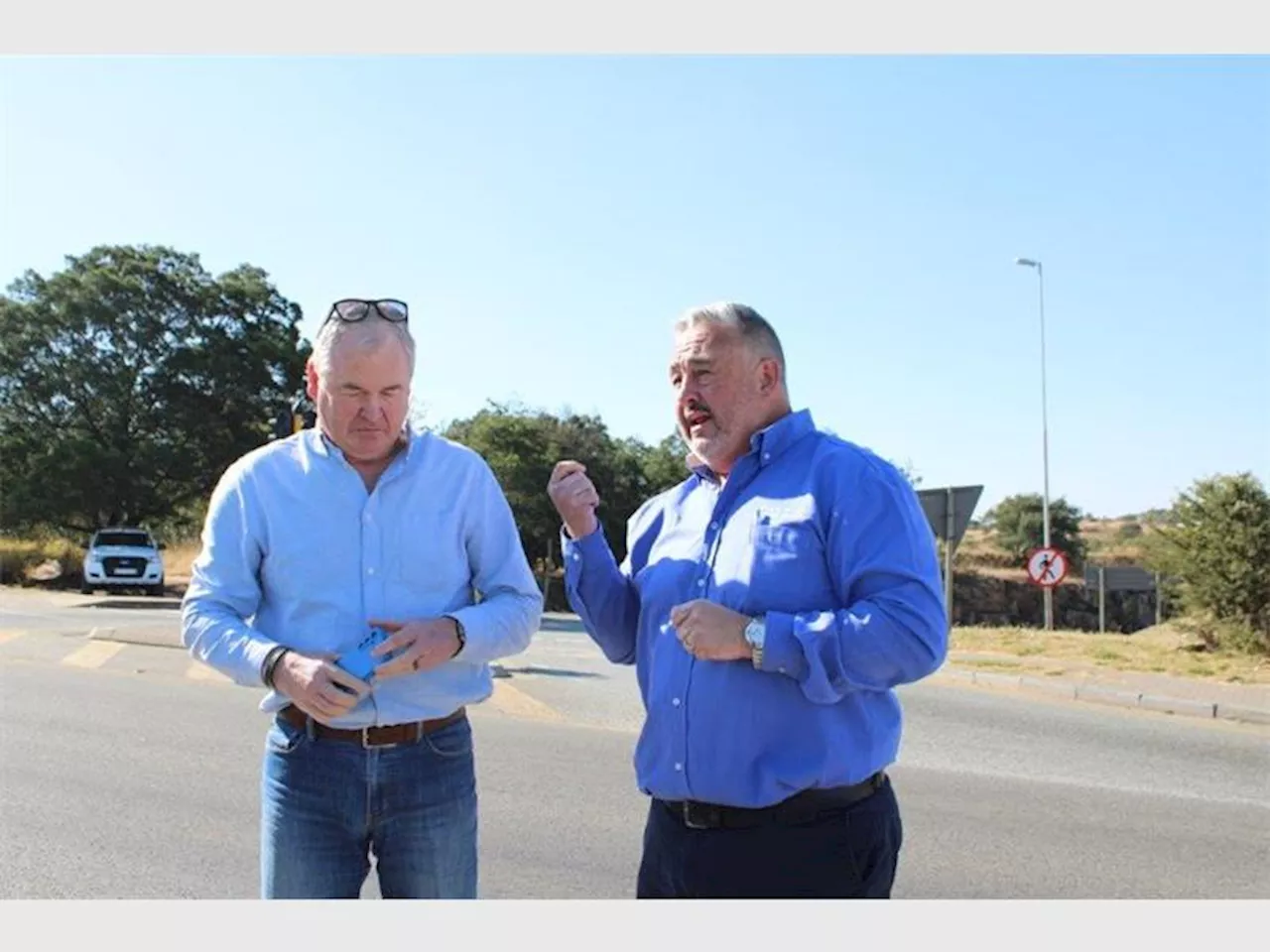 Provincial official steps in as traffic chaos worsens in Alberton