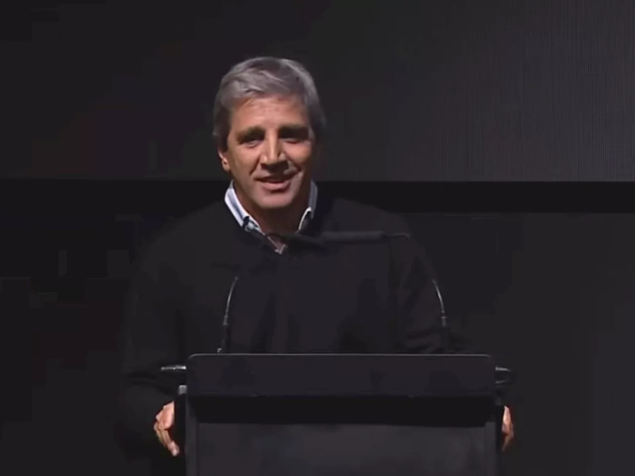 Caputo confirmó que el Tesoro Nacional compró US$ 200 millones para reforzar las reservas