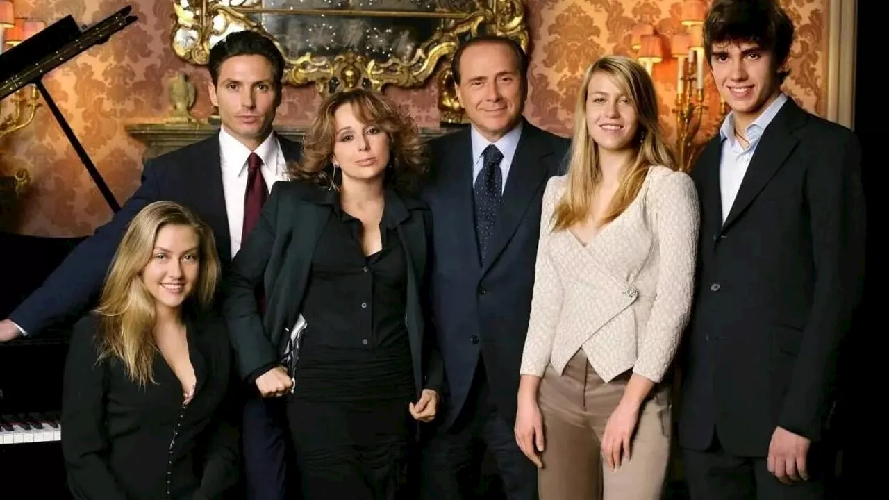 Fininvest: per i figli di Berlusconi maxi dividendo da 100 milioni (ma gli utili della capogruppo crollano)