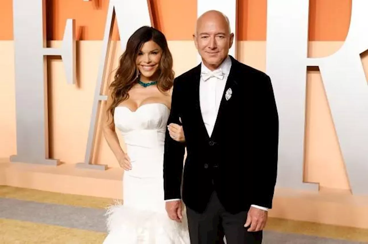 Hollywood stars touch down in Venice to attend Jeff Bezos, Lauren Sanchez wedding