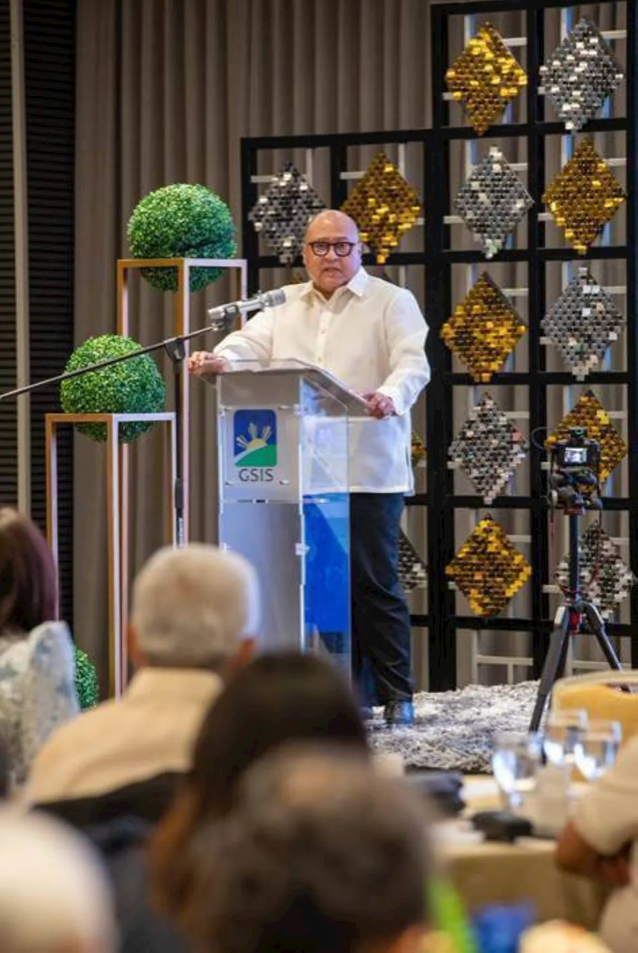 GSIS holds stakeholders dialogue, unveils new member-focused services