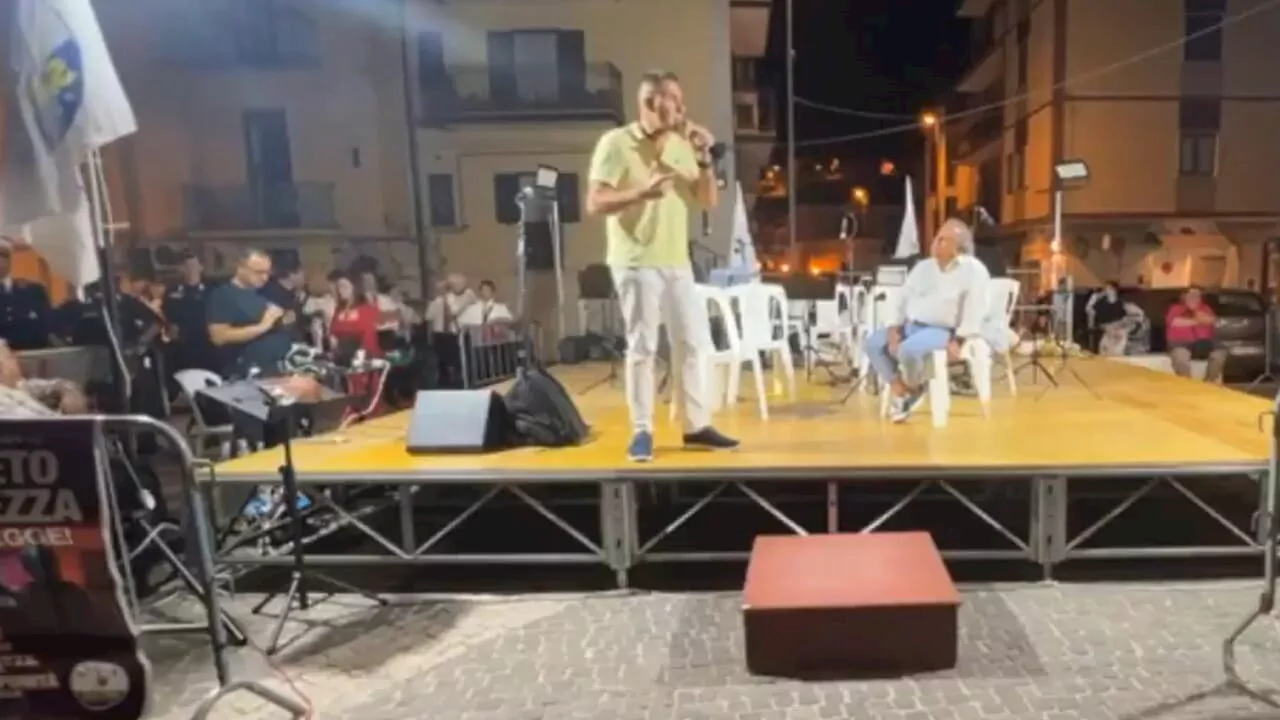 Vannacci choc: 'Chi mandiamo in guerra? Quelli del Gay pride?'