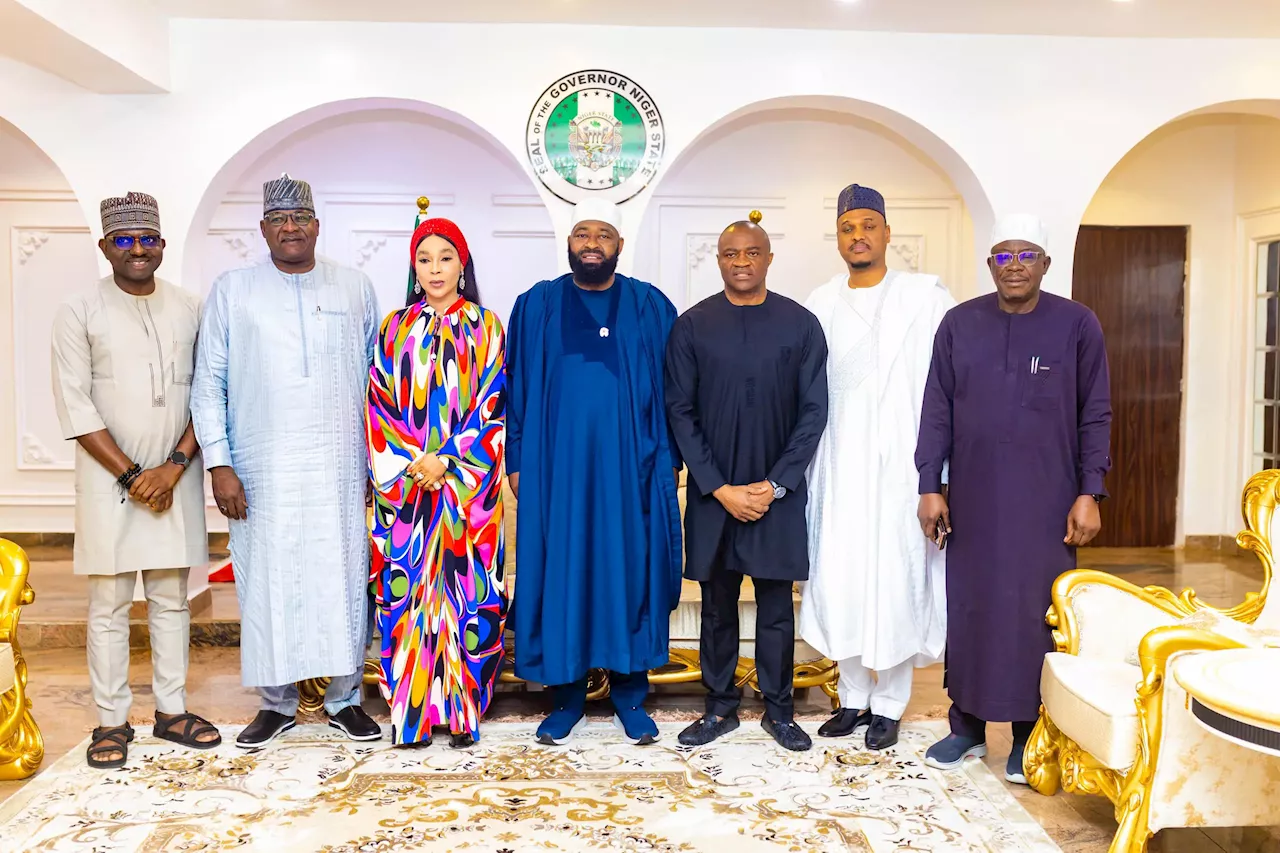 Body of Bank CEOs delivers critical relief to flood victims in Niger State, pledges continued support