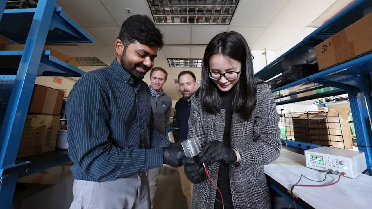 New recyclable, self-healing circuit board could solve world’s e-waste crisis