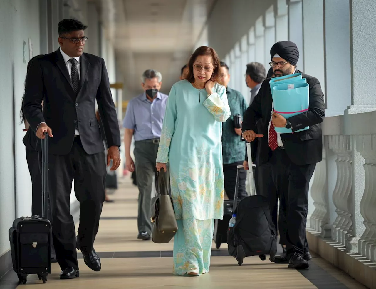 Court freezes more than RM750mil in assets linked to Daim's wife, family