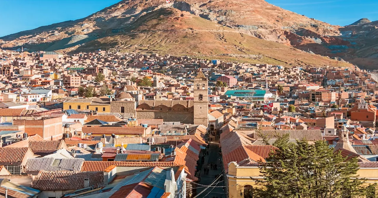 Tributes paid after Dublin man dies in crash on Bolivia’s salt flats