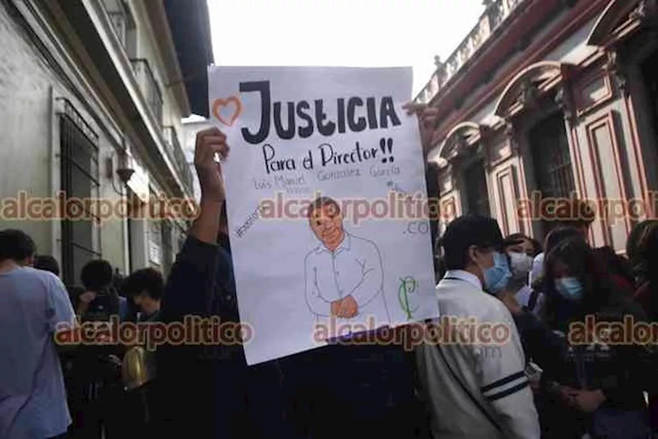 Finaliza paro en Prepa Juárez; Director resolverá su caso con SEV