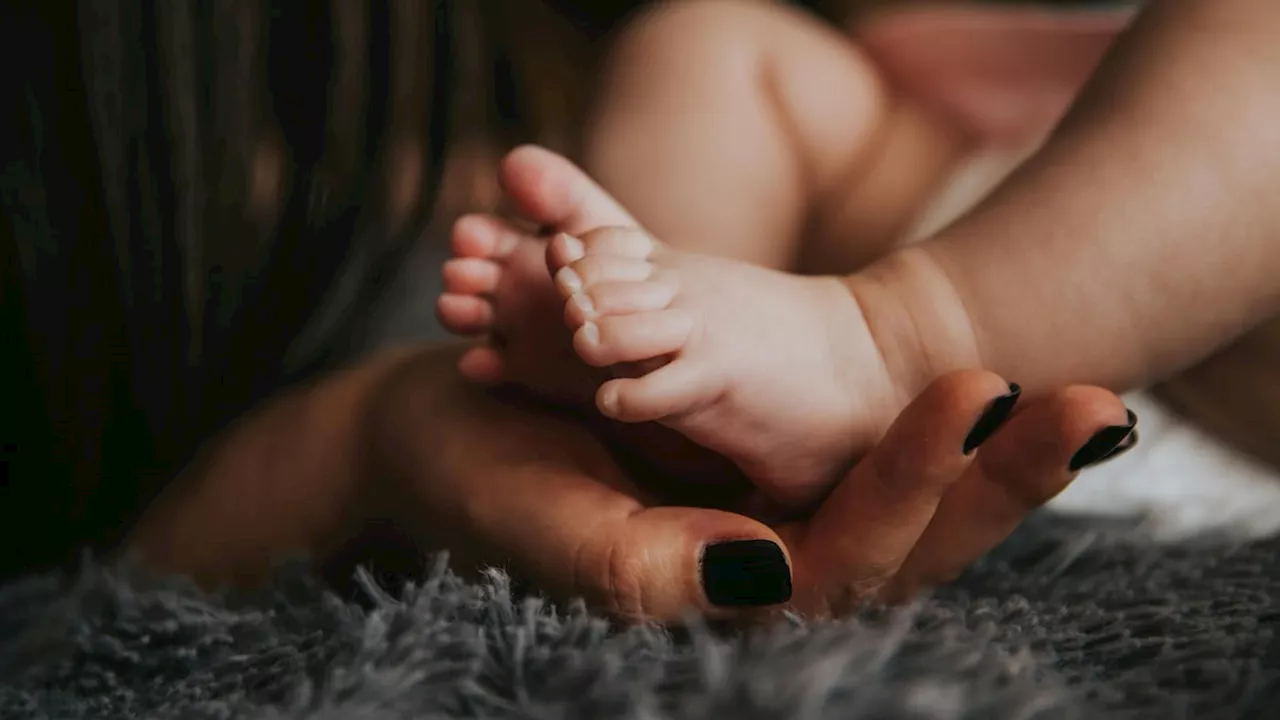 Bebé de 10 meses murió luego de sufrir un golpe en la cabeza cuando su hermanita de seis años la bañaba