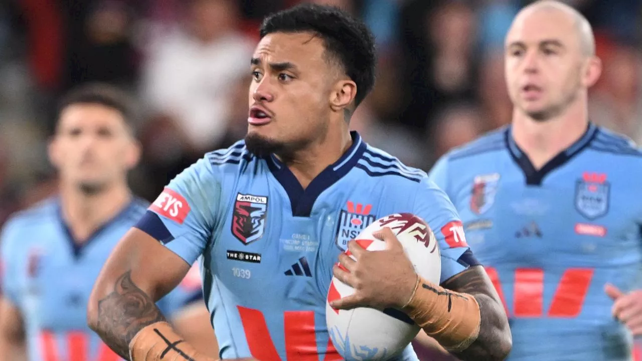 ‘Comes on after all the tough stuff is done’: Legend calls out, challenges Blues enforcer