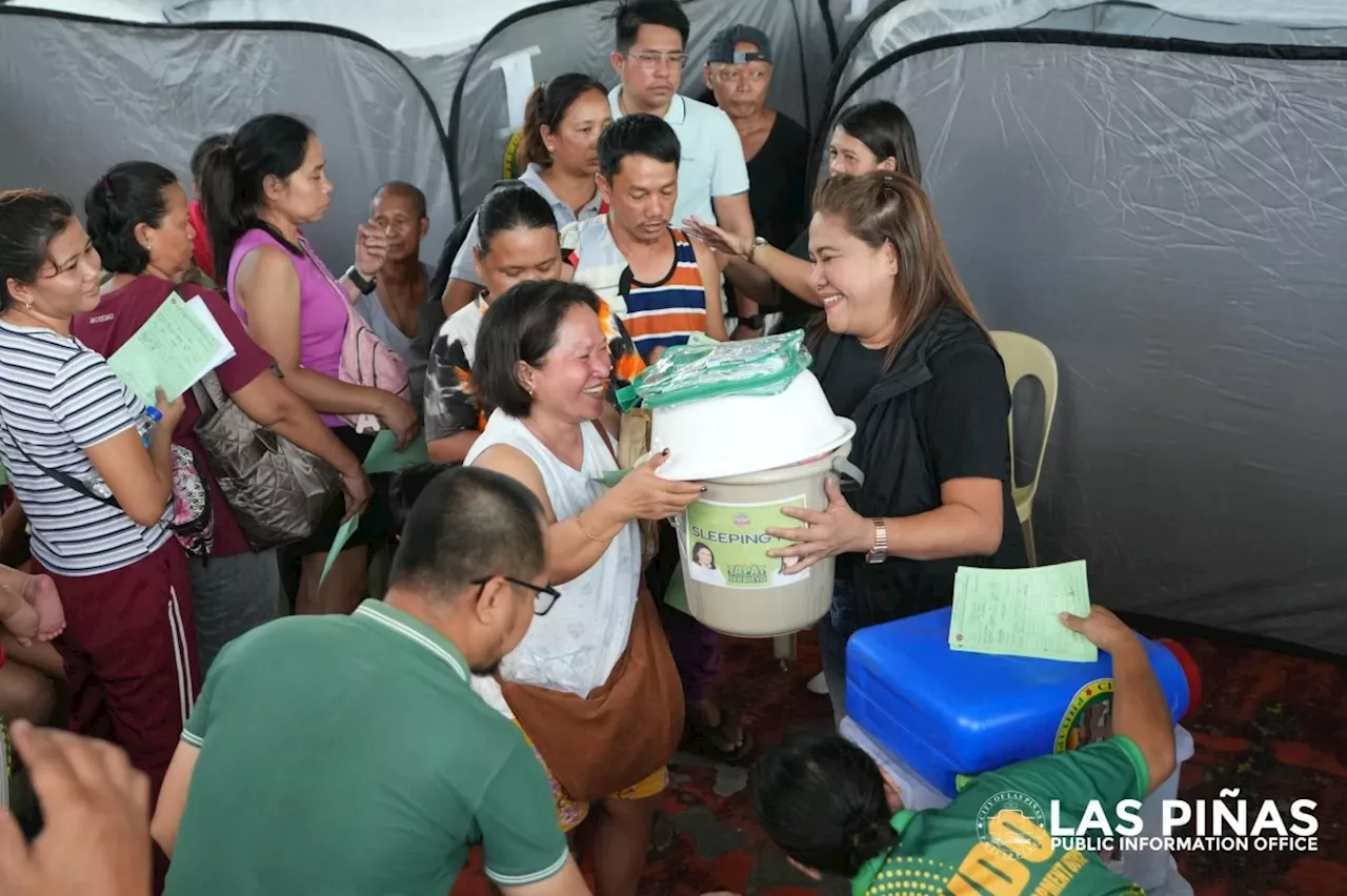 Las Pinas LGU holds relief operation for fire victims