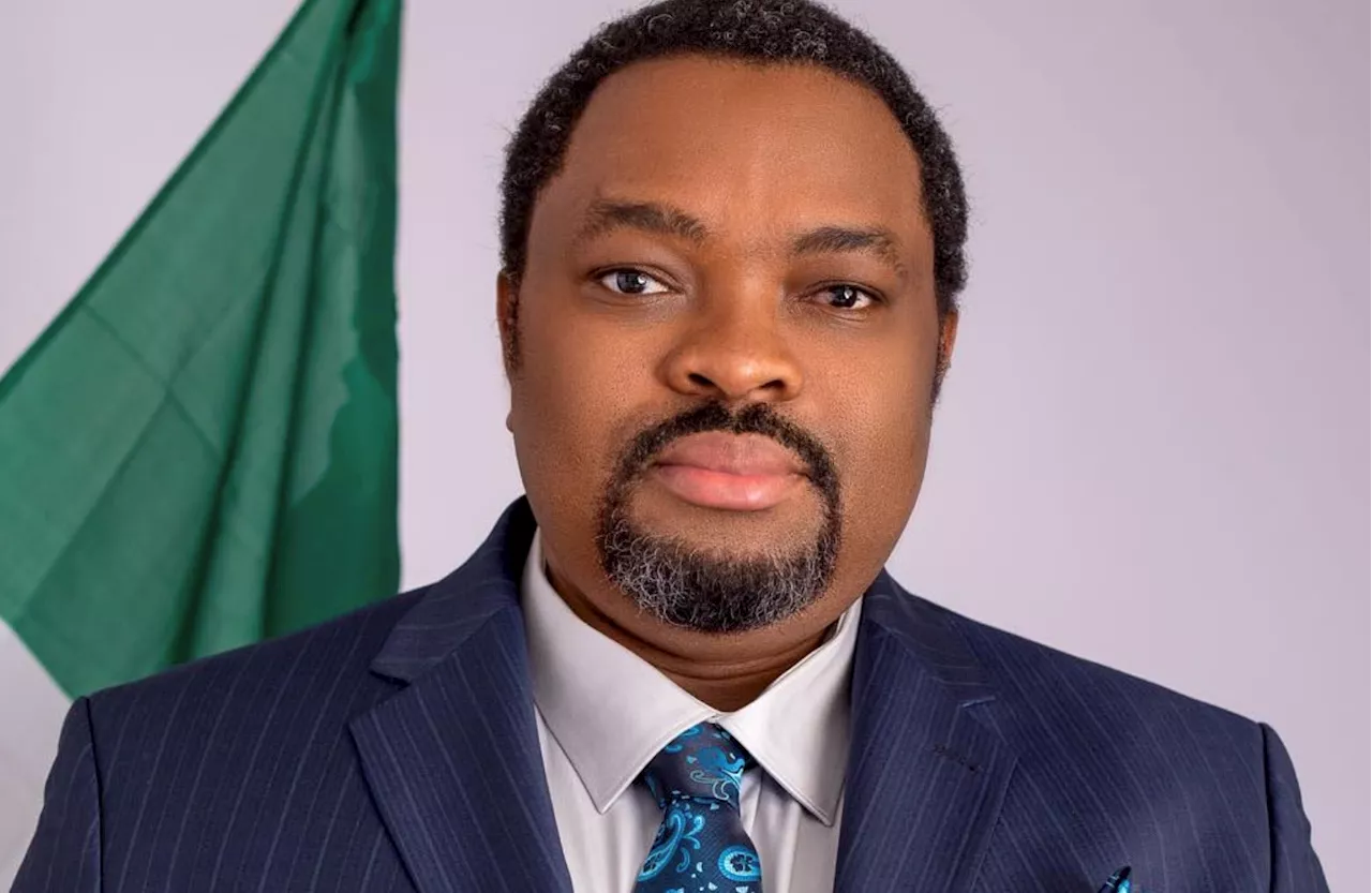 BREAKING: Cross River Reps Member dumps PDP over Leadership Crisis [PHOTO]