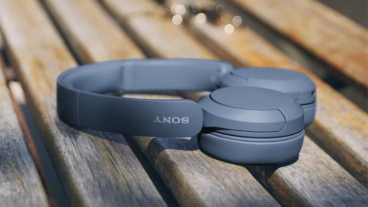 Sony’s 4.5-Star Bluetooth Headphones Are Practically Free, This Deal Makes It the Cheapest Model Yet