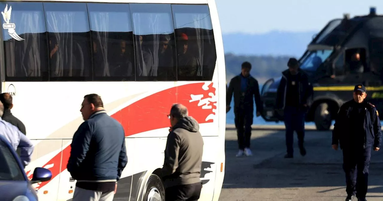 Abschiebungsstreit: US-Beamte und Migranten sitzen in Dschibuti fest