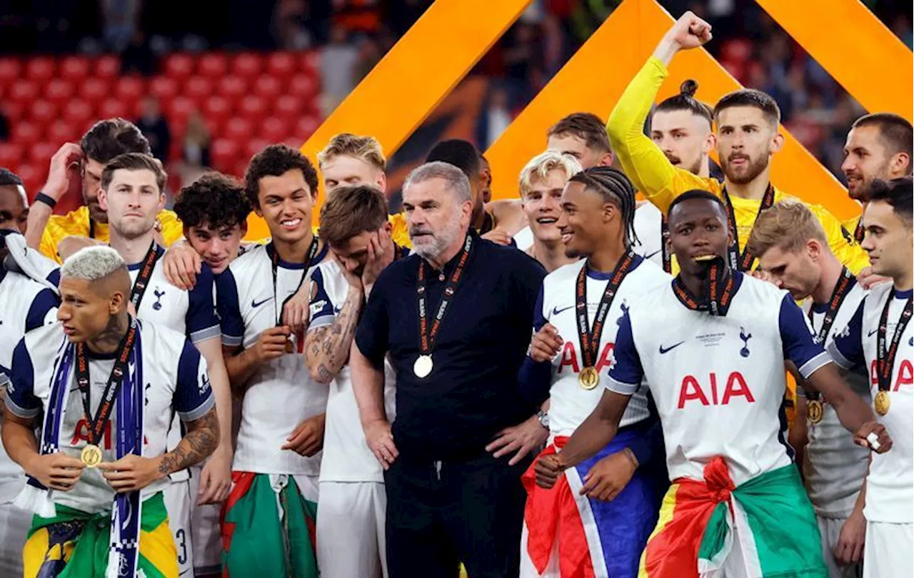 Soccer-Postecoglou changed Spurs narrative, but trophy too little too late